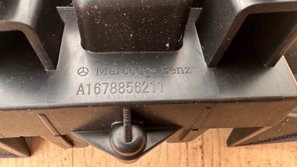 Mercedes blind spot sensor houder rechts - Afbeelding 2